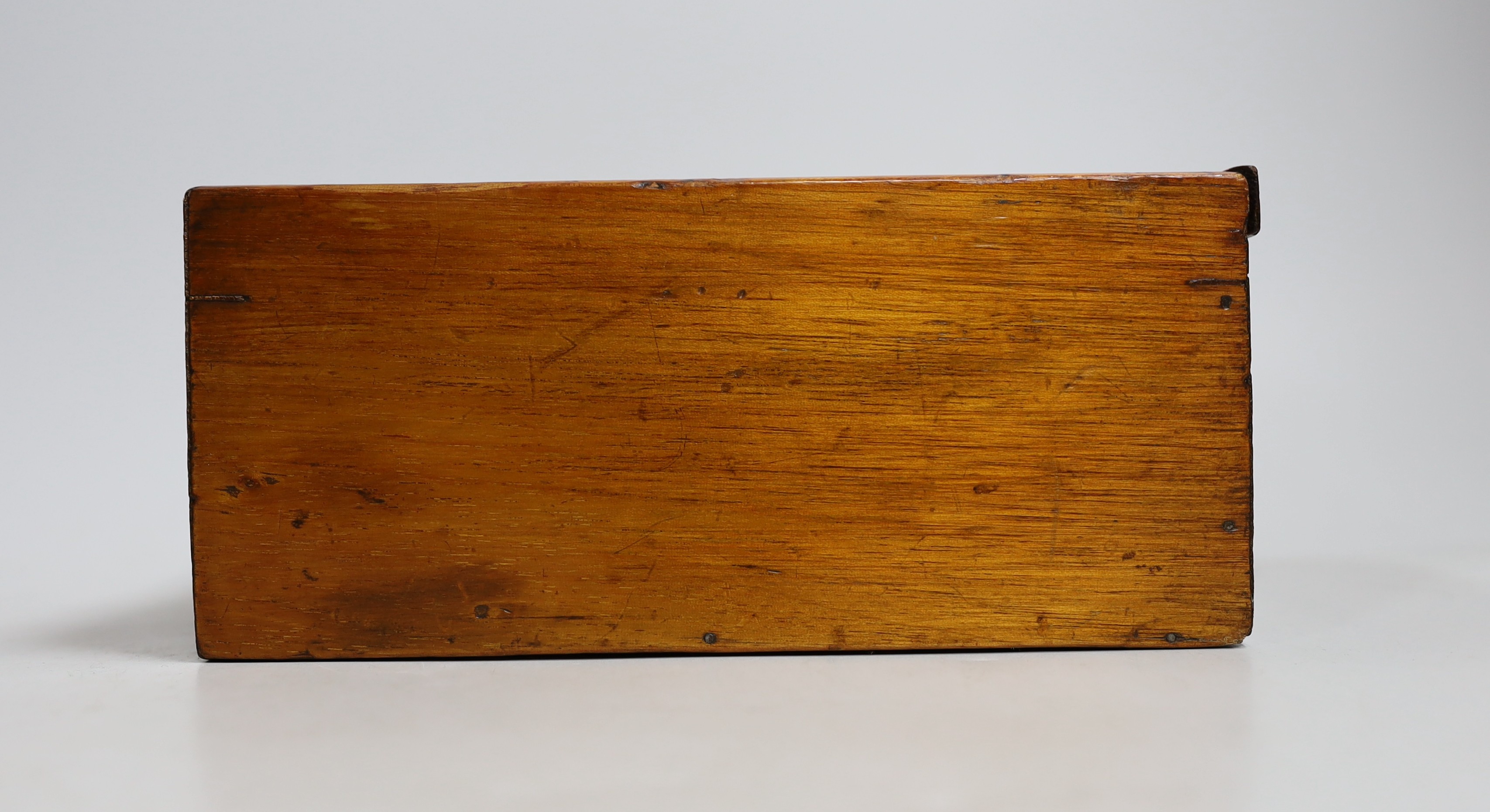 A rare Victorian pre-Staunton design 